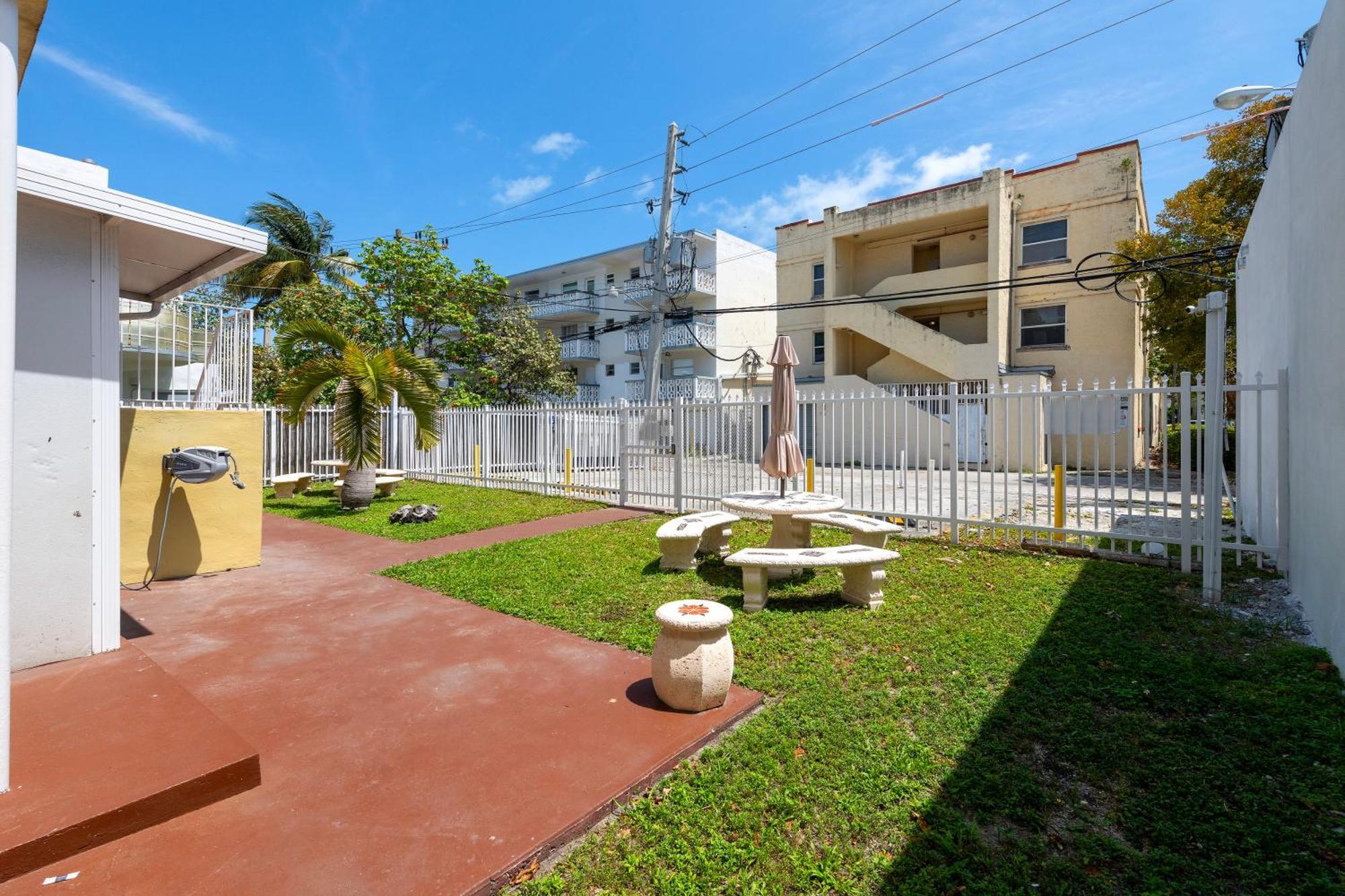 Sunnys Days 5Th St Apartment Miami Beach Ngoại thất bức ảnh